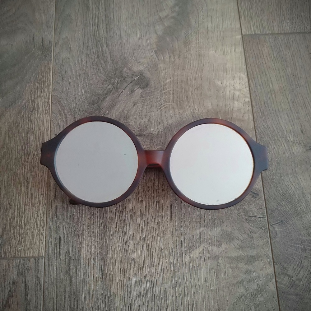 Vera Wang Soline Matte Sunglasses Mirrored Round